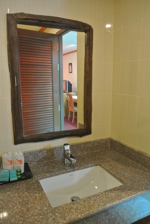 Chaikana Thani Hotel Phatthalung Dış mekan fotoğraf